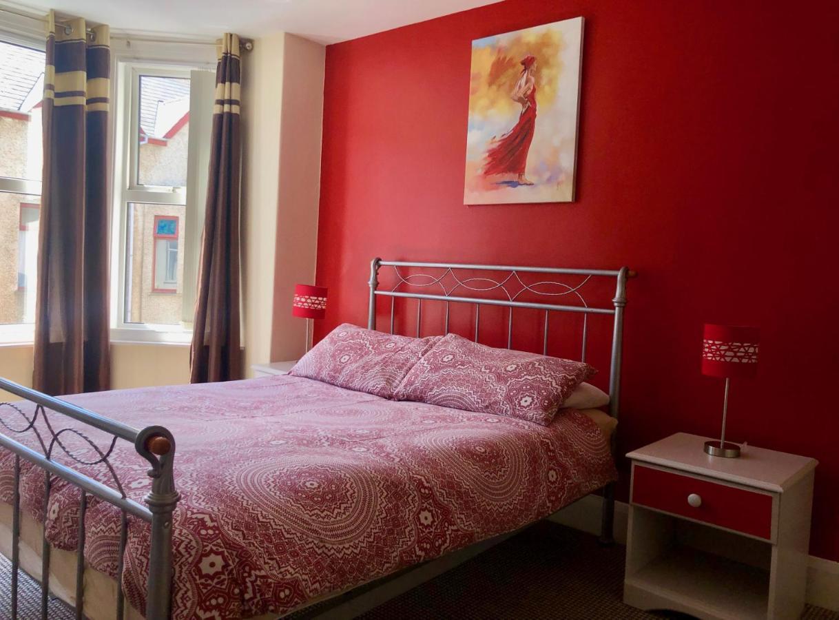 Portrush Holiday Hostel Guesthouse Zewnętrze zdjęcie